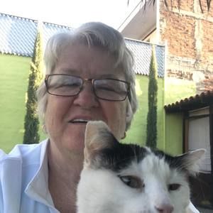 Meet your Posher, Cathy